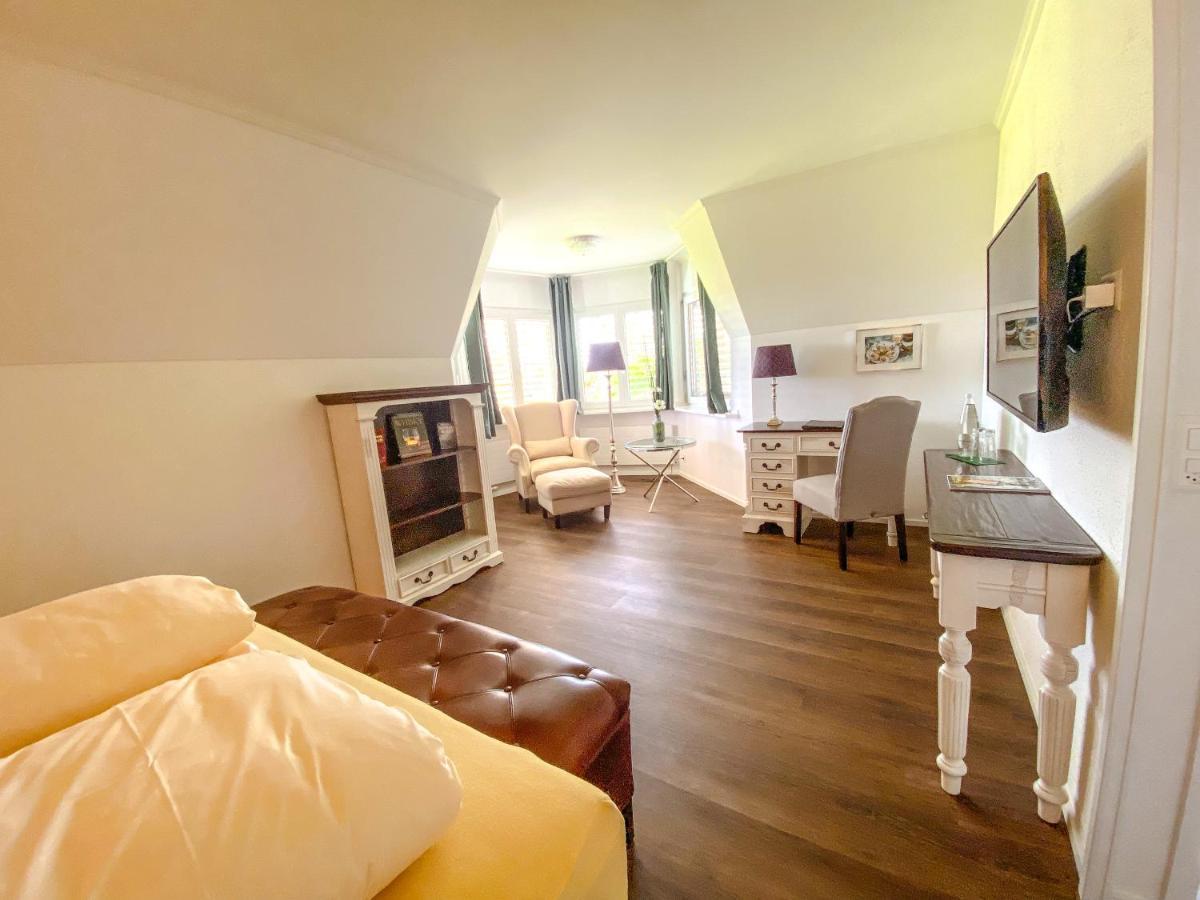 Trompeterschloessle Hotel & Residence Taegerwilen Luaran gambar